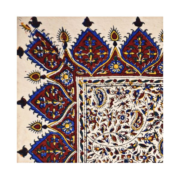 رومیزی قلمکار صدر مدل ممتاز درهم بادامی کد 80