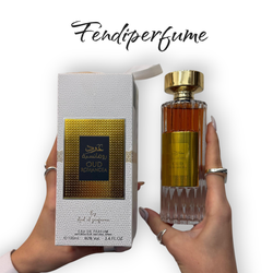 عطر ادکلن عود رومانسیه سفید ارض الزعفرانoud romaceaard al zaafaran