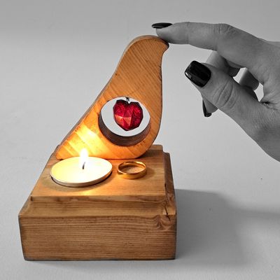 شمعدان مدل چوبی طرح مرغ آمین