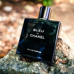 ادو پرفیوم مردانه شانل مدل Bleu De Chanel - کیفیت بالا برند سوئیسی Luzi