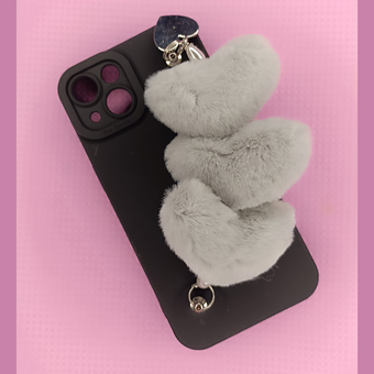 قاب گوشی آیفون 13-Iphone 13 دخترانه فانتزی با عروسک پشمالو قلبی مشکی