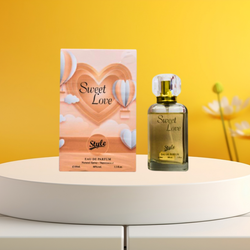 عطر زنانه Sweet Love حجم 100 میل - رایحه شیرین و ماندگار