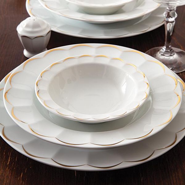 سرویس غذاخوری 103 پارچه چینی زرین ایران سری نئوکلاسیک مدل نارسیس درجه یک