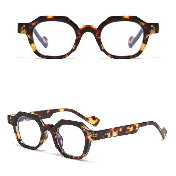 فریم عینک طبی ویفرر مدل SZ2002 Leopard مناسب صورت گرد و بیضی 