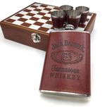 قمقمه چرمی جک دنیل + ست شطرنج دار