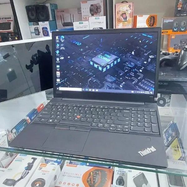 لپ تاپ استوک Lenovo thinkpad E580