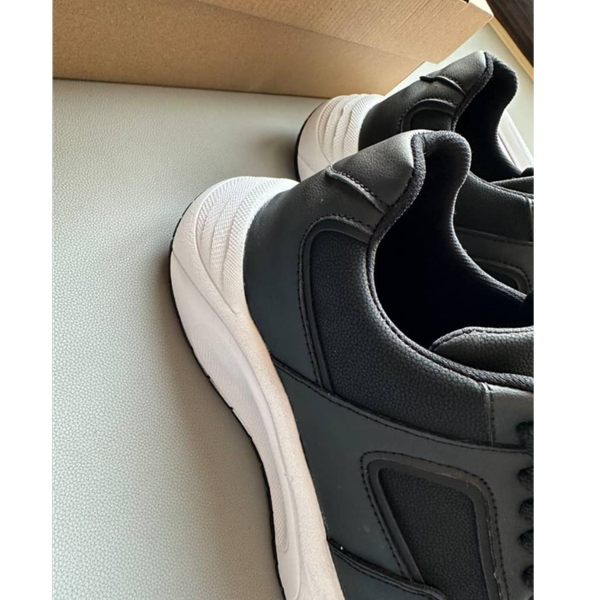 کتونی  ونیز