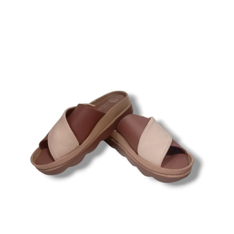 صندل زنانه زرپای مدل 36-558 رنگ موکاموس