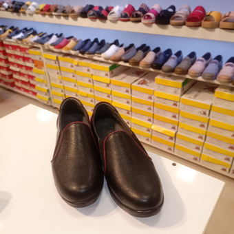 کفش طبی چرم زنانه پاتکان 757 (پاتکان)