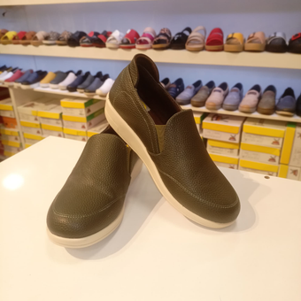 کفش طبی زنانه لیموطب مدل جیران