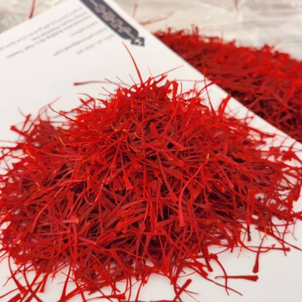 زعفران سوپر نگین فله (SUPER NEGIN SAFFRON IN COLOSTRUM)
