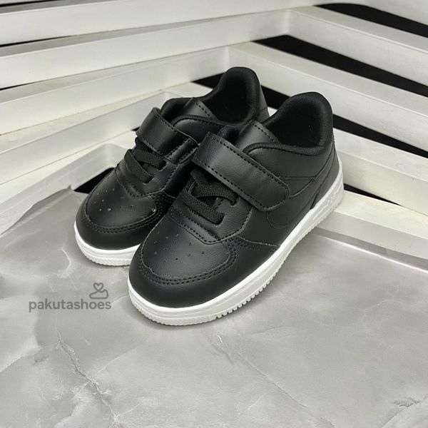 ونس نایک بچگانه مشکی - چسبی