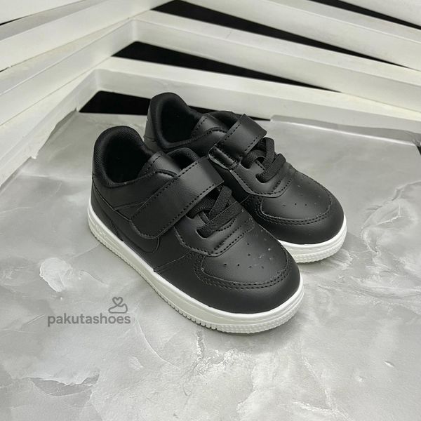 ونس نایک بچگانه مشکی - چسبی