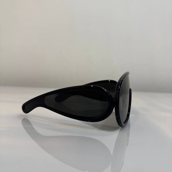 عینک محافظ برای اسکیت و دوچرخه تمام مشکی