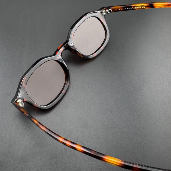 عینک آفتابی مربعی آلبرت وگ مدل S31104C2 Acetate Avantgarde Visionary