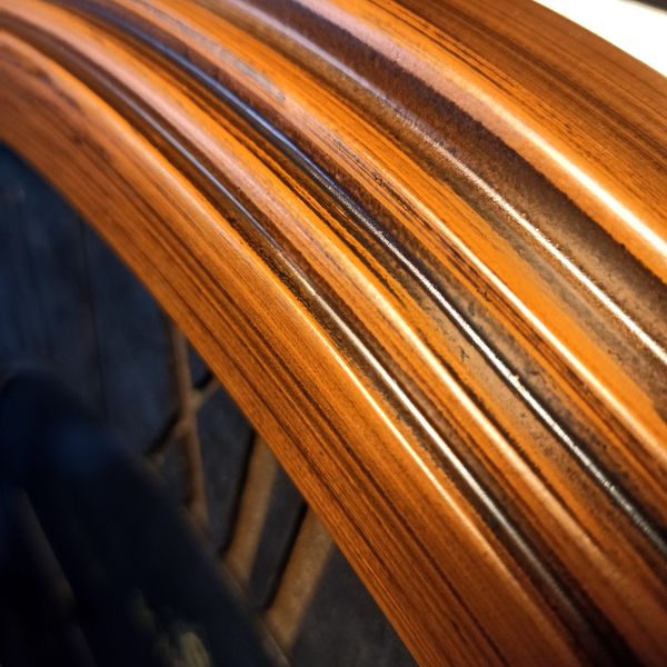 ساعت دیواری شوبرت مدل 6771*284