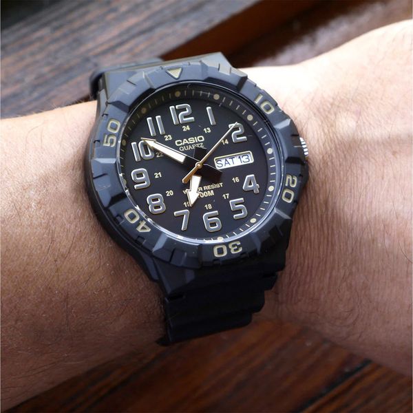 ساعت مچی عقربه ای مردانه کاسیو مدل MRW-210H-1A2