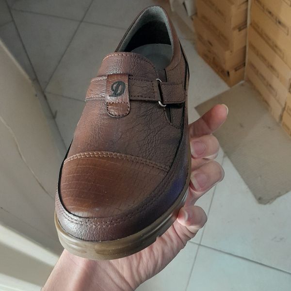 کفش طبی زنانه چسبی مدل 129ch