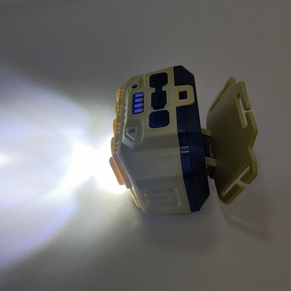 چراغ پیشانی کمپینگ