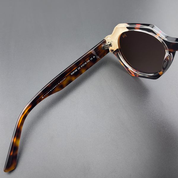 عینک آفتابی زنانه آلبرت وگ مدل S26106C2 Acetate Avantgarde Visionary