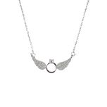 گردنبند بالدار