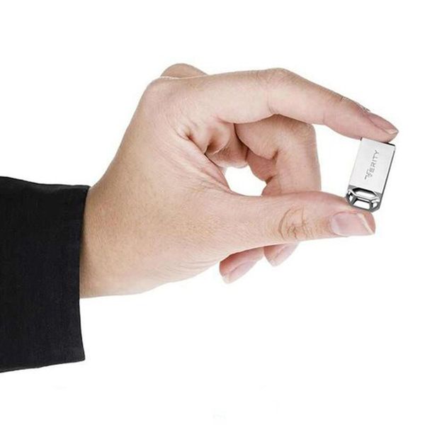 فلش مموری وریتی مدل V-819 ظرفیت 64 گیگابایت با بدنه فلزی، رابط USB 2.0 Type-A، سرعت انتقال 30 مگابایت بر ثانیه و سازگار با گوشی،
