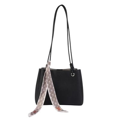 کیف دوشی زنانه مدل MDS-K-CH6088