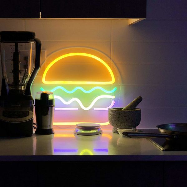 چراغ نئونی دیواری طرح همبرگر