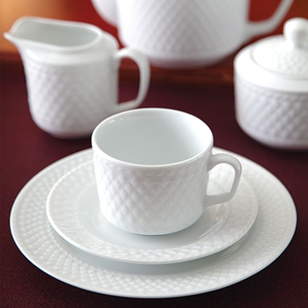 سرویس غذاخوری 102 پارچه چینی زرین ایران طرح رادیانس ساده درجه عالی