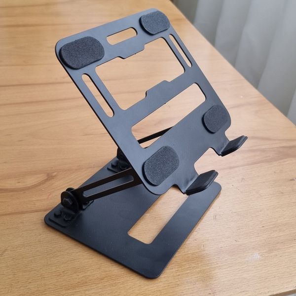 پایه نگهدارنده تبلت مدل B04