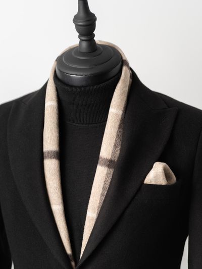 شالگردن و پوشت چهارخانه کرم کارلوتی کد s247