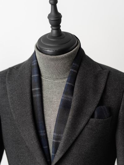 شالگردن و پوشت چهارخانه سرمه ای کارلوتی کد s248