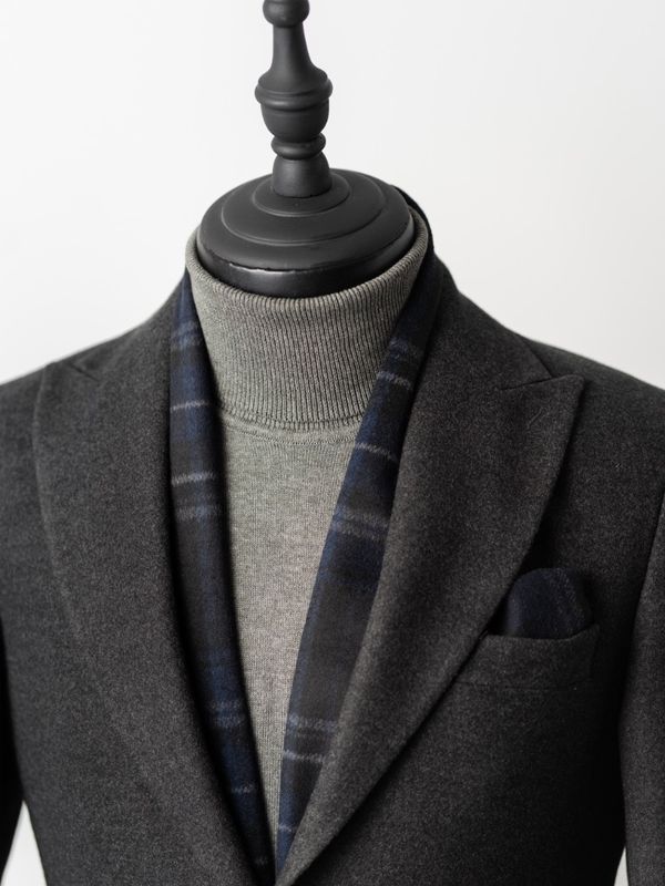 شالگردن و پوشت چهارخانه سرمه ای کارلوتی کد s248