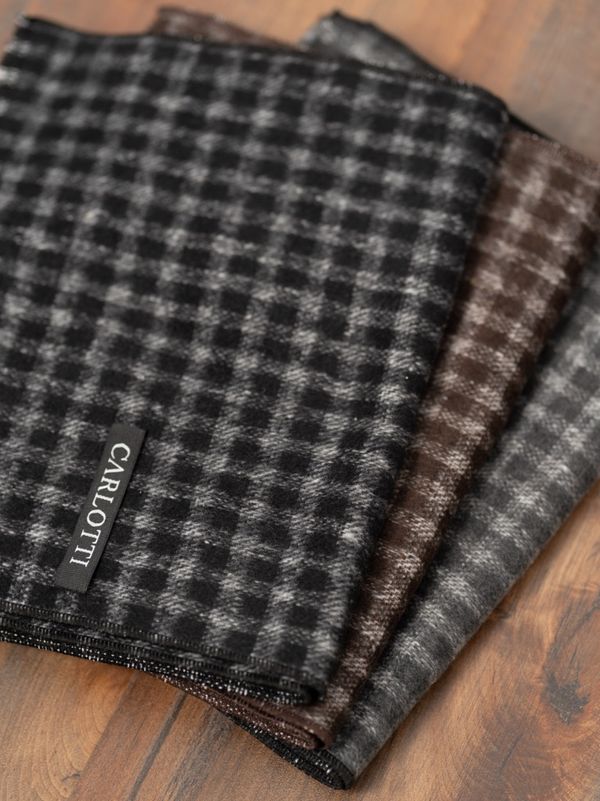 شالگردن چهارخونه طوسی کارلوتی کد s245