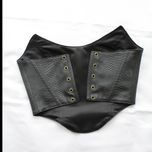 کرست چرم کروکدیل