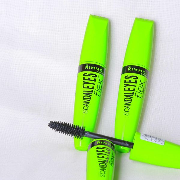 ریمل حجم دهنده ریمل لندن مدل Scandal Eyes Lycra