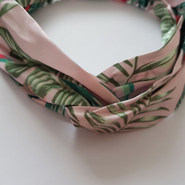 هدبند زنانه مدل هاوایی