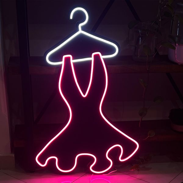 چراغ دیواری مدل نئون طرح لباس