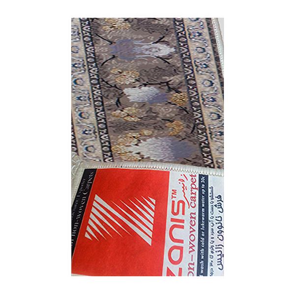 فرش ماشینی زانیس مدل سنتی طرح فانتزی زمینه قهوه ای