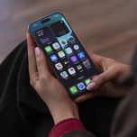 گوشی موبایل اپل مدل iPhone 16 Pro Max ZAA دو سیم کارت ظرفیت 256 گیگابایت و رم 8 گیگابایت - به همراه شارژر 20 وات اپل