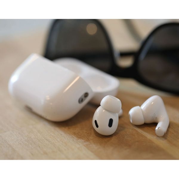 هدفون بلوتوثی اپل مدل AirPods Pro 2nd Generation 2022 Lightning