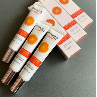 کرم دور چشم بیوآکوا مدل ویتامین سی