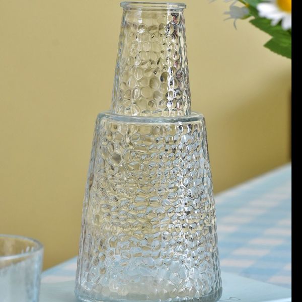 پارچ و لیوان شب