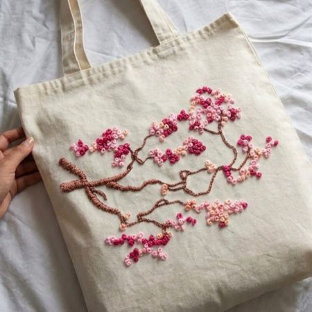 توت بگ گلدوزی شده با دست ساکورا