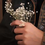 انگشتر طلا 18 عیار زنانه طلای مستجابی مدل پروانه