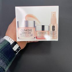 پک 3 عددی کلینیک آبرسان 100 ساعته + دور چشم + اسپری