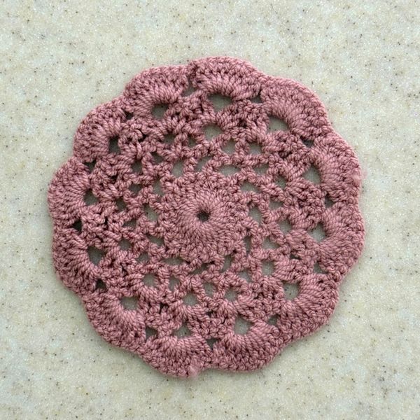 زیرلیوانی دستبافت شاهو مدل Melvani