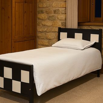 تخت خواب فلزی طرح شطرنج