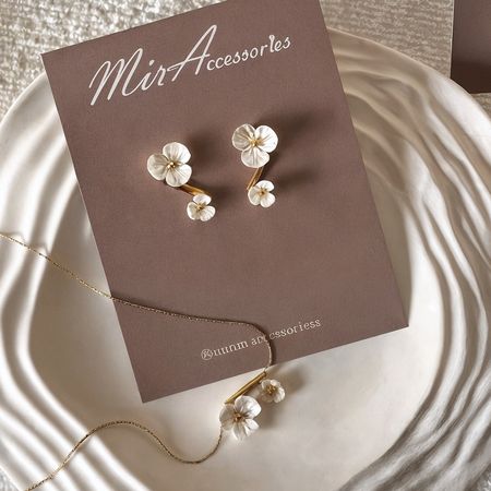 ست گوشواره گردنبند شکوفه سفید