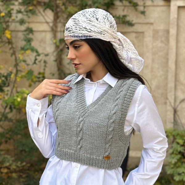 کراپ‌ تاپ زنانه دستبافت شاهو مدل Rivora